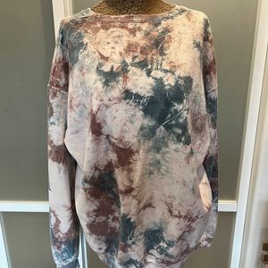 URBAN OUTFITTERS OVERSIZED TIE DYE PULLOVER SWEATSHIRT ONE SIZE